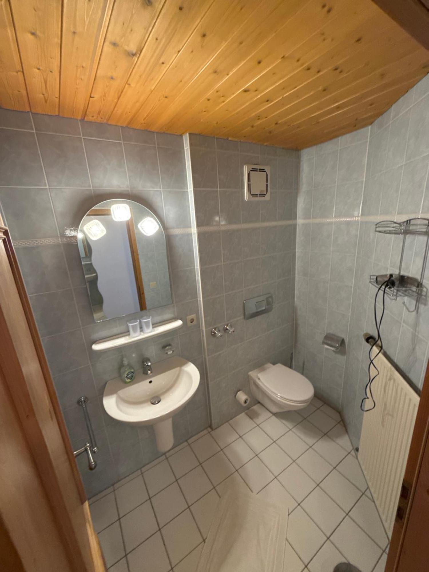 Gasthof Und Hotel Maria Gern Берхтесгаден Екстериор снимка